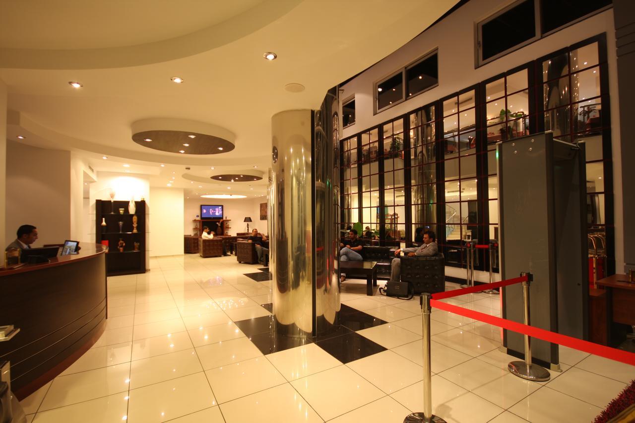 Plasma Hotel Tripoli Esterno foto